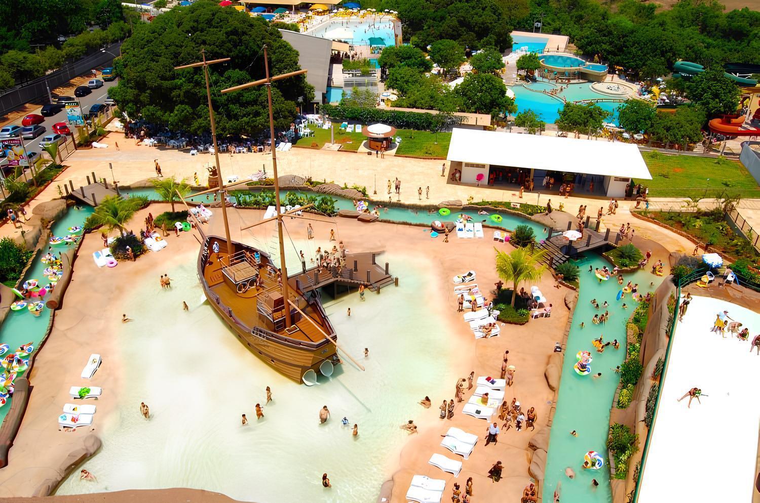 Piazza Diroma Com Acesso Ao Acqua Park Leilighet Caldas Novas Eksteriør bilde