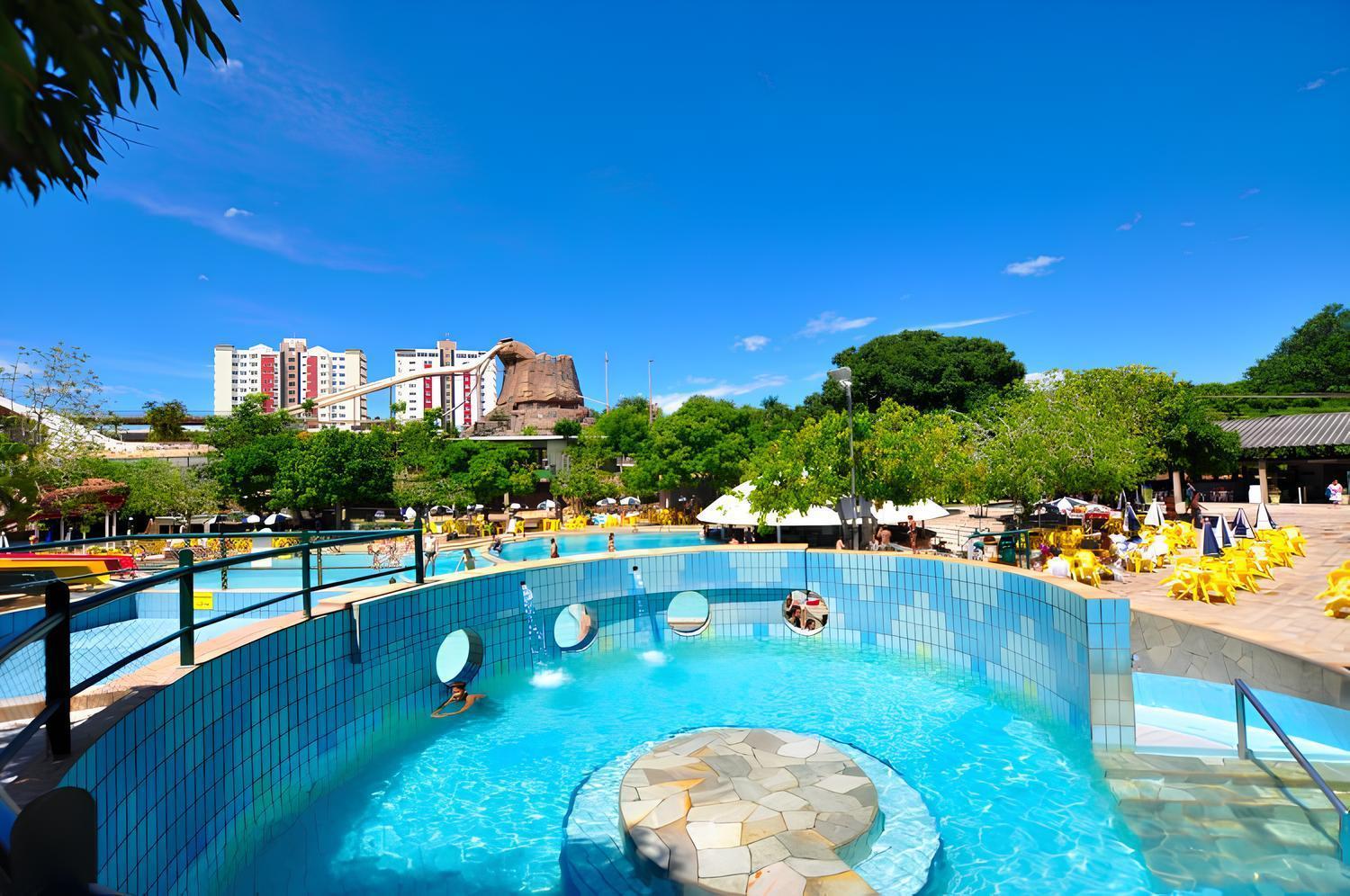 Piazza Diroma Com Acesso Ao Acqua Park Leilighet Caldas Novas Eksteriør bilde