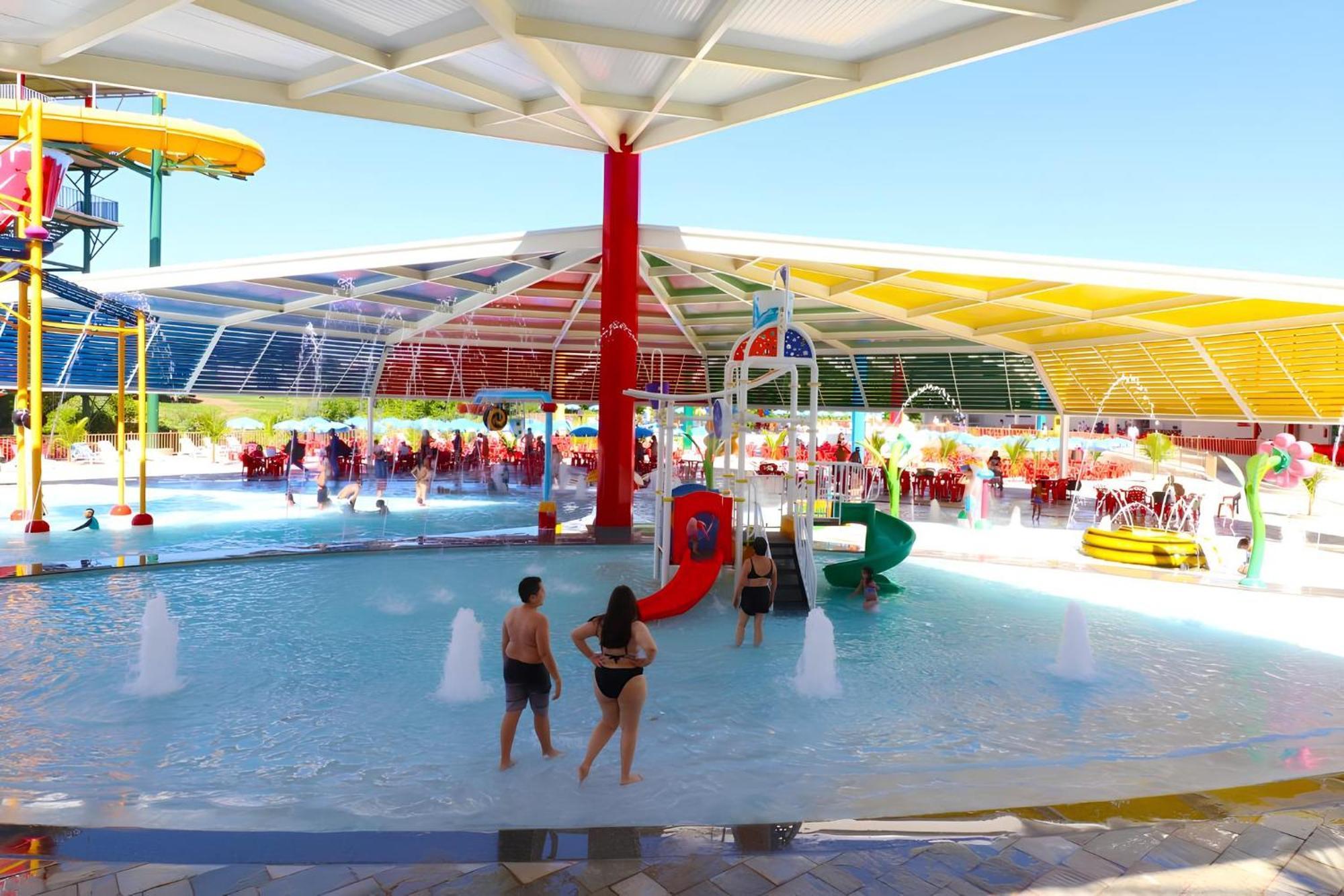 Piazza Diroma Com Acesso Ao Acqua Park Leilighet Caldas Novas Eksteriør bilde