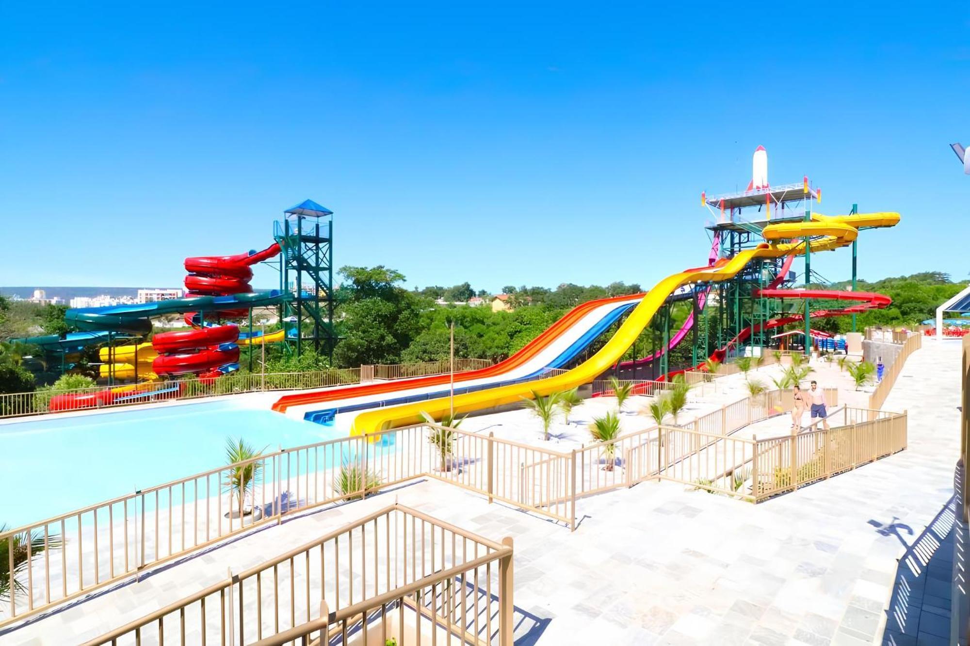 Piazza Diroma Com Acesso Ao Acqua Park Leilighet Caldas Novas Eksteriør bilde