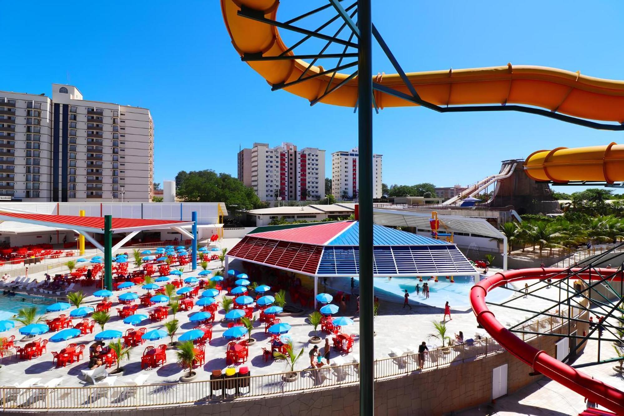 Piazza Diroma Com Acesso Ao Acqua Park Leilighet Caldas Novas Eksteriør bilde